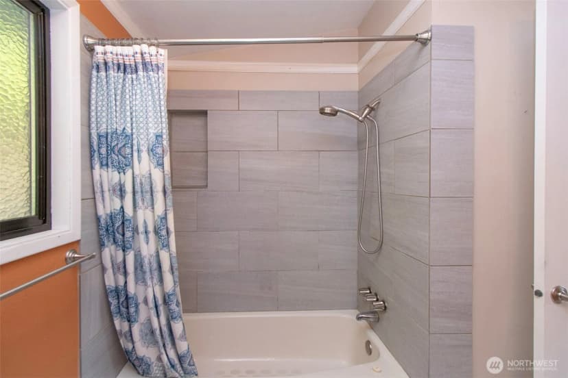 Property photo for 1405 W 10th Street, Port Angeles photo 30