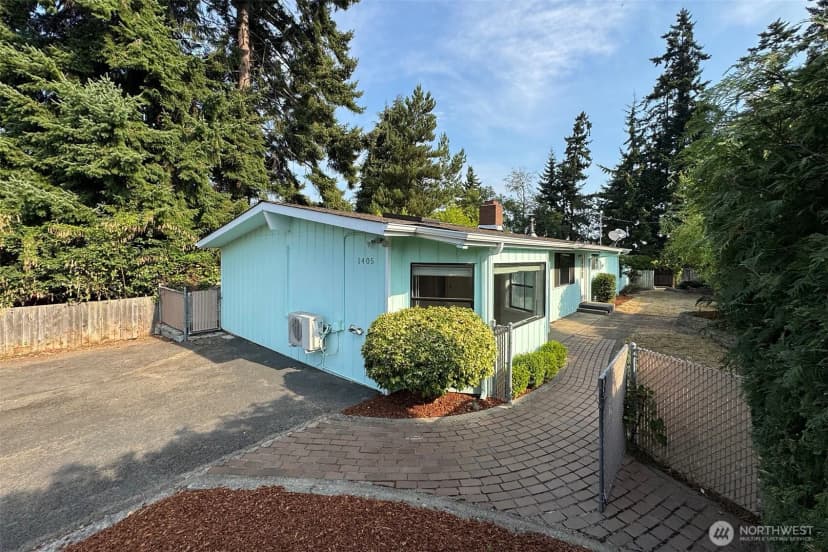 Property photo for 1405 W 10th Street, Port Angeles photo 38
