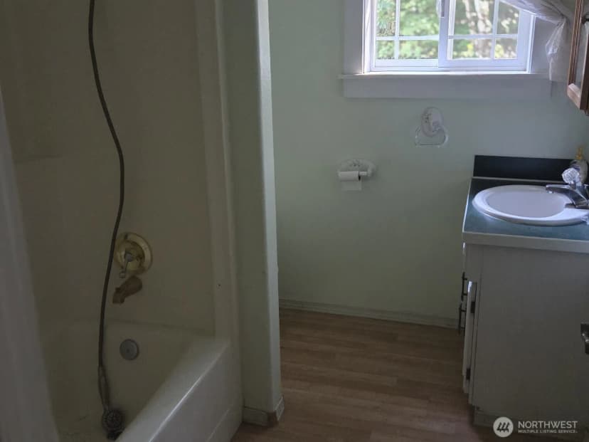 Property photo for 137 Camre Lane, Centralia photo 11