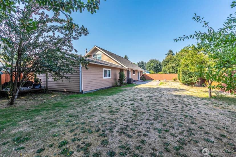 Property photo for 7938 6th Avenue Se, Olympia photo 29