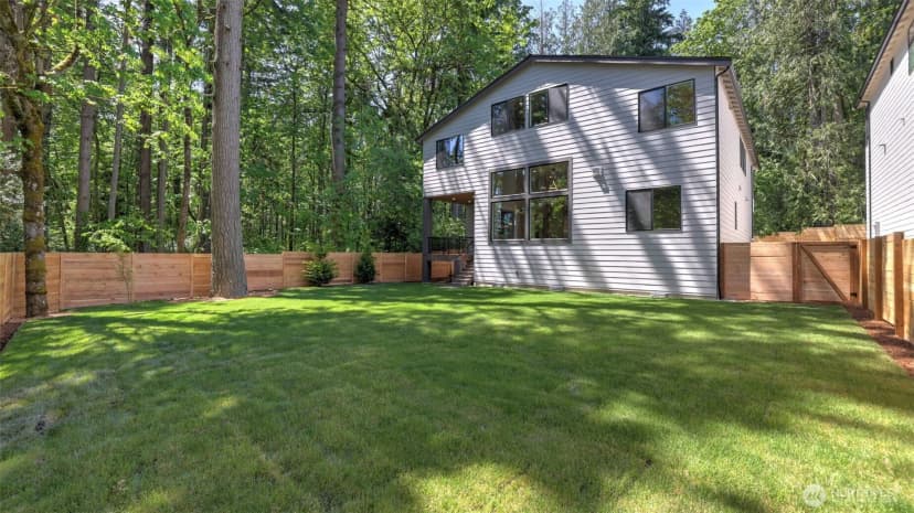 Property photo for 1542 213th Court Ne, Sammamish photo 36