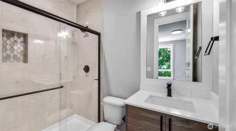 Property photo for 1542 213th Court Ne, Sammamish photo 29