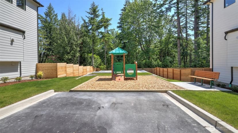 Property photo for 1542 213th Court Ne, Sammamish photo 39