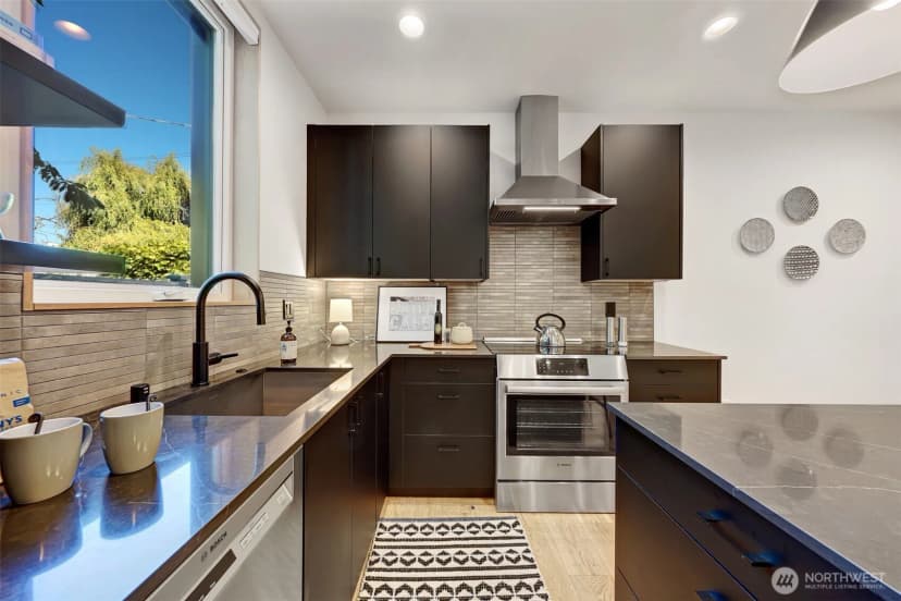 Property photo for 4869 35th Avenue S, Seattle photo 13