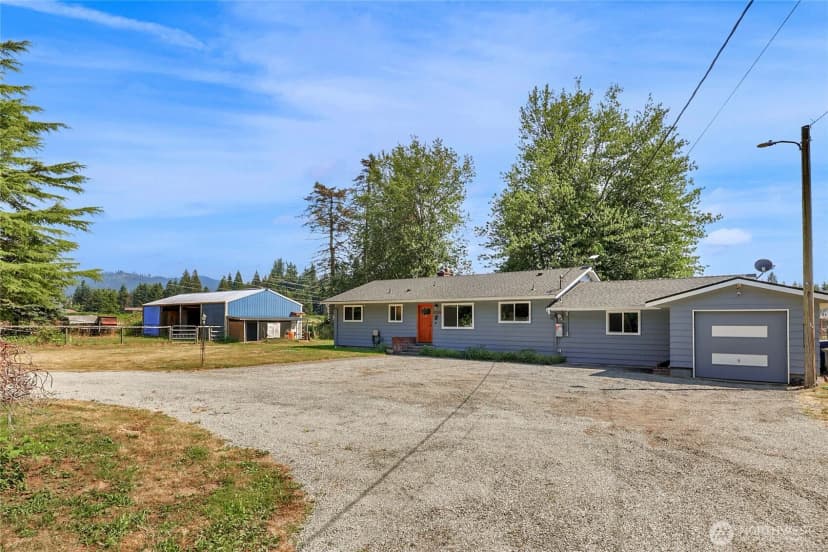 Property photo for 9620 State Route 530 Ne, Arlington