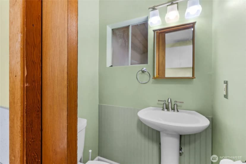 Property photo for 9620 State Route 530 Ne, Arlington photo 18