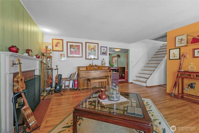 Property photo for 15931 Se 1st Street, Bellevue photo 4