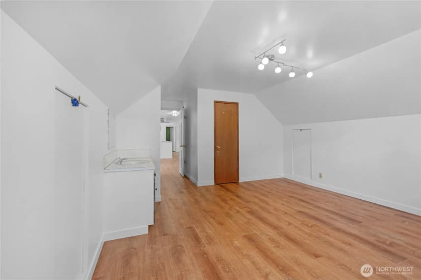 Property photo for 15931 Se 1st Street, Bellevue photo 24