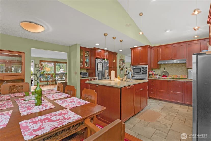 Property photo for 15931 Se 1st Street, Bellevue photo 6