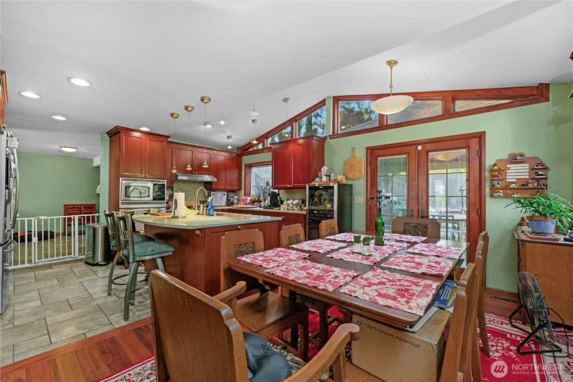 Property photo for 15931 Se 1st Street, Bellevue photo 7
