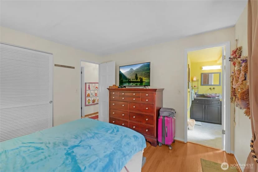 Property photo for 15931 Se 1st Street, Bellevue photo 15