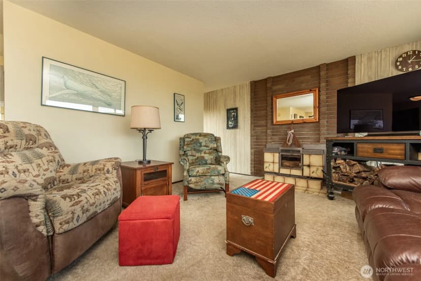 Property photo for 1366 W Sequim Bay Road, Sequim photo 10