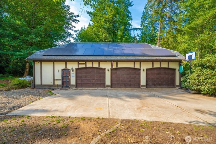 Property photo for 30717 120th Avenue E, Graham photo 35