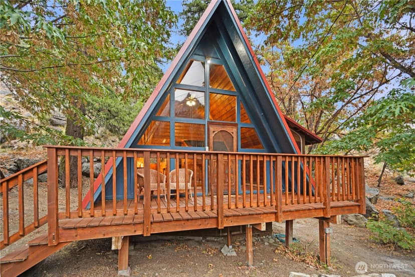 Property photo for 7106 Icicle Rd, Leavenworth photo 2