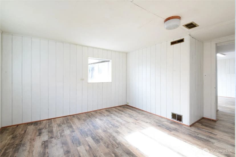 Property photo for 4038 34th Avenue Sw, Seattle photo 10