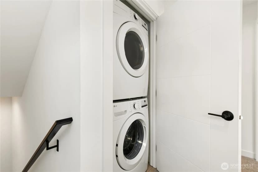 Property photo for 8504 8th Avenue S, Seattle photo 14