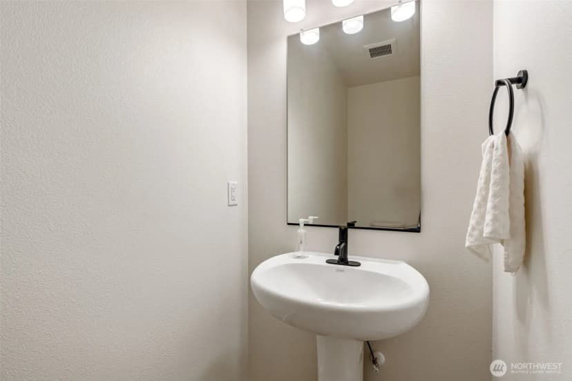Property photo for 707 Cardinal Avenue, Winlock photo 24