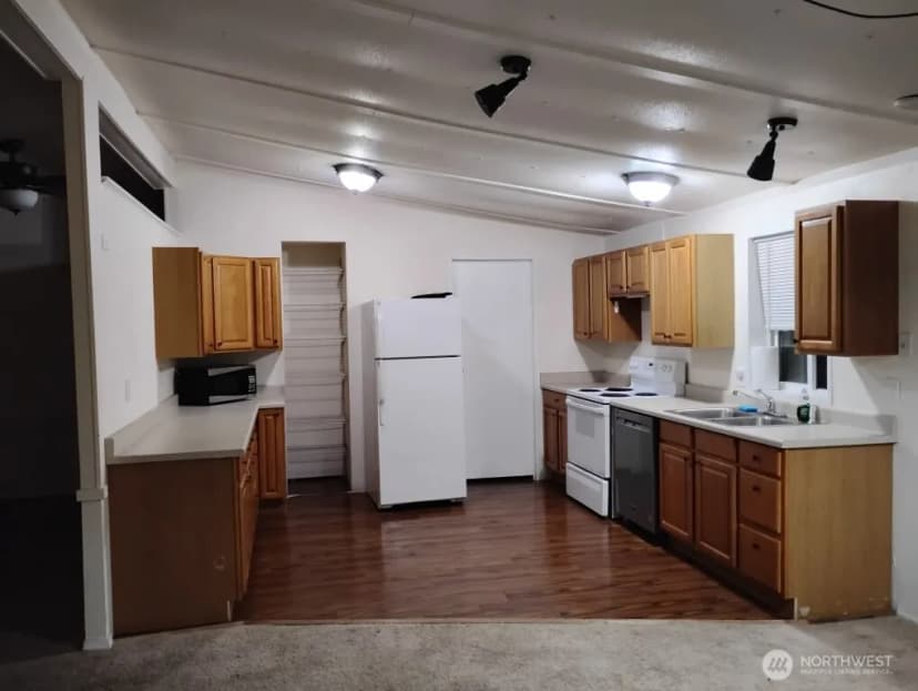 Property photo for 15405 Se 310th Street, Kent photo 19