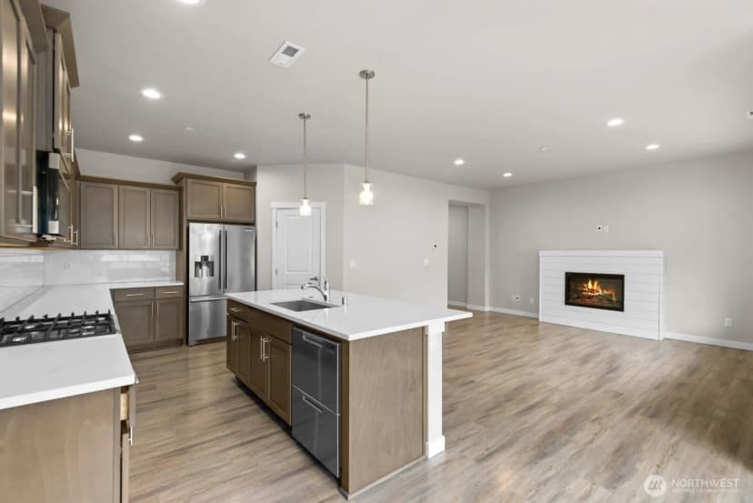 Property photo for 10446 10th Street Court E, Edgewood photo 9