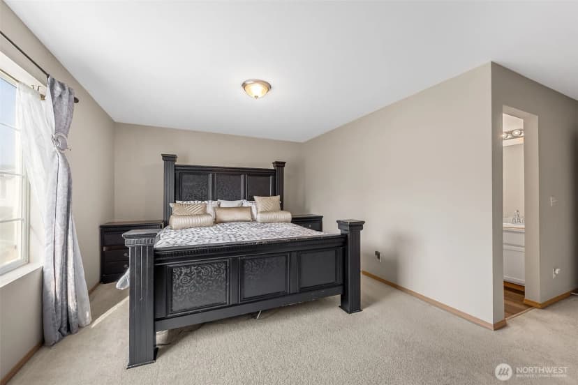 Property photo for 19017 96th Avenue Ct E, Puyallup photo 8