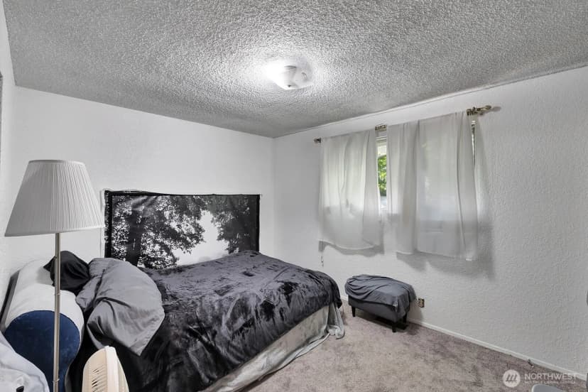 Property photo for 31119 5th Avenue S, Federal Way photo 8