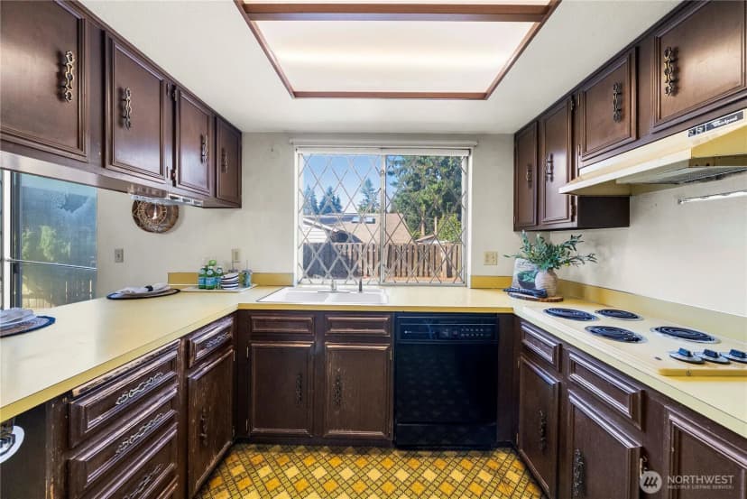 Property photo for 7726 Lazy S Lane Ne, Bremerton photo 8