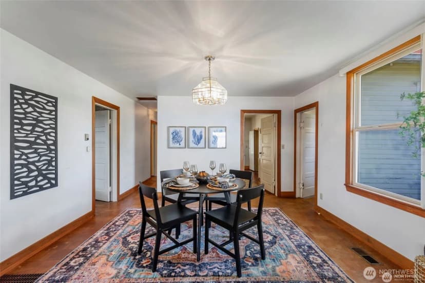 Property photo for 26005 Washington Boulevard Ne, Kingston photo 17