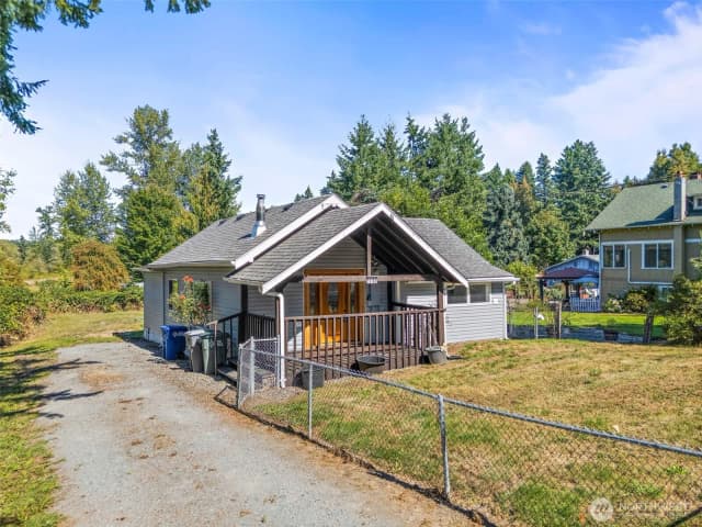 Property photo for 15705 296th Street E, Graham