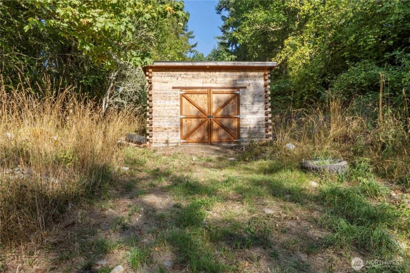 Property photo for 17148 Russian Hill Lane Se, Rainier photo 39