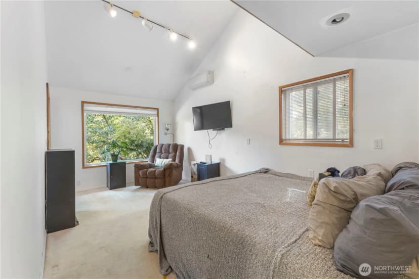 Property photo for 17148 Russian Hill Lane Se, Rainier photo 19