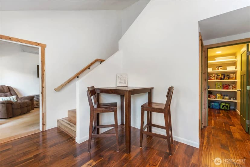 Property photo for 17148 Russian Hill Lane Se, Rainier photo 12