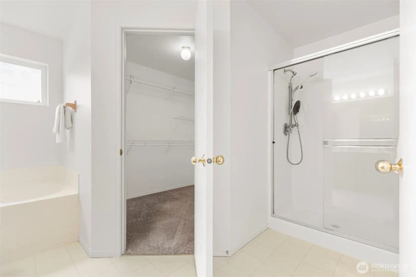 Property photo for 3910 E Sandbar Court, Port Orchard photo 23