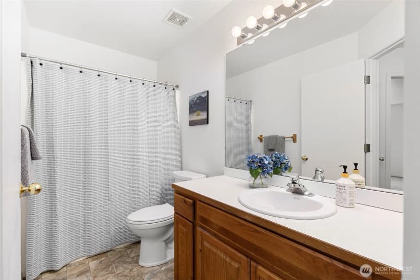 Property photo for 3910 E Sandbar Court, Port Orchard photo 25