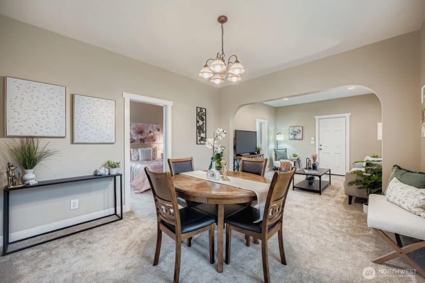 Property photo for 25813 Lawson Street, Black Diamond photo 10