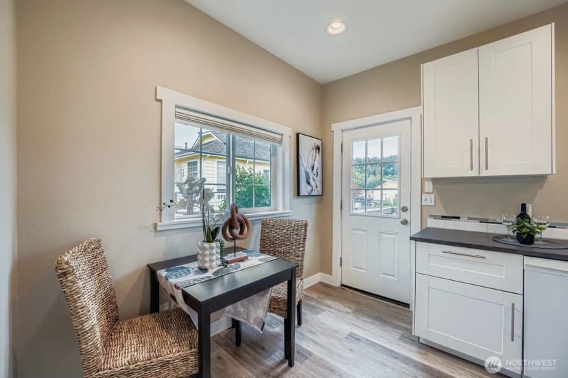 Property photo for 25813 Lawson Street, Black Diamond photo 15