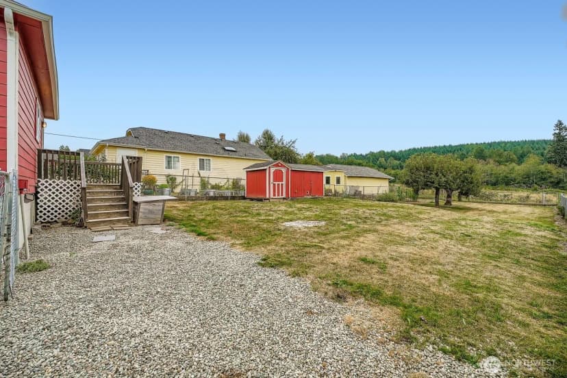 Property photo for 25813 Lawson Street, Black Diamond photo 26