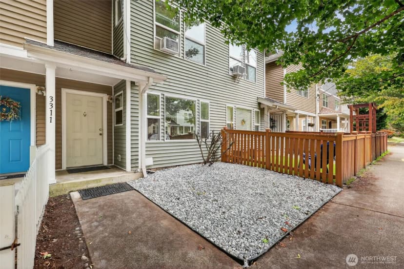 Property photo for 3311 S Juneau Street, Seattle photo 2