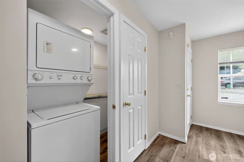 Property photo for 3311 S Juneau Street, Seattle photo 12