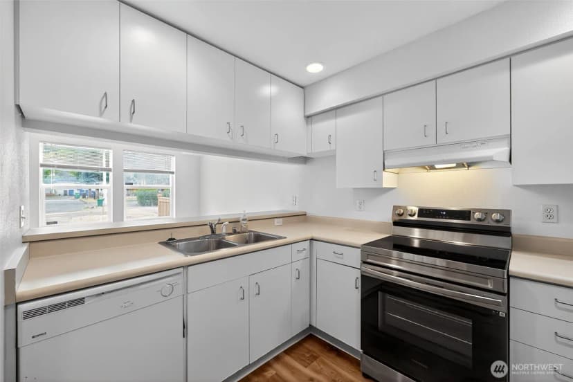 Property photo for 3311 S Juneau Street, Seattle photo 18