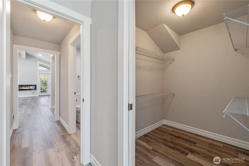 Property photo for 8912 229th Place Sw #b, Edmonds photo 24
