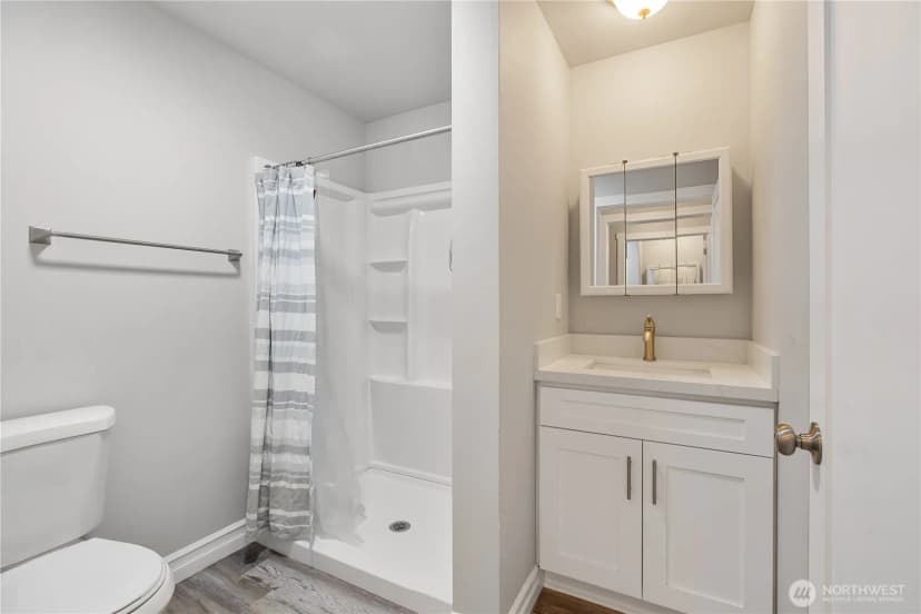 Property photo for 8912 229th Place Sw #b, Edmonds photo 25