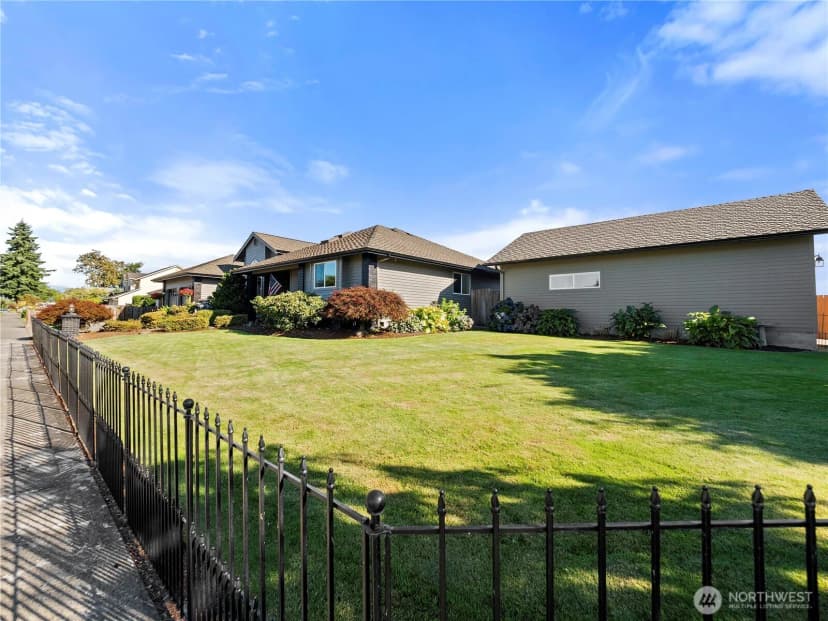 Property photo for 2950 Christianson Avenue, Enumclaw photo 38