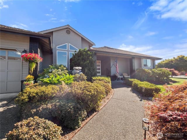 Property photo for 2950 Christianson Avenue, Enumclaw photo 2