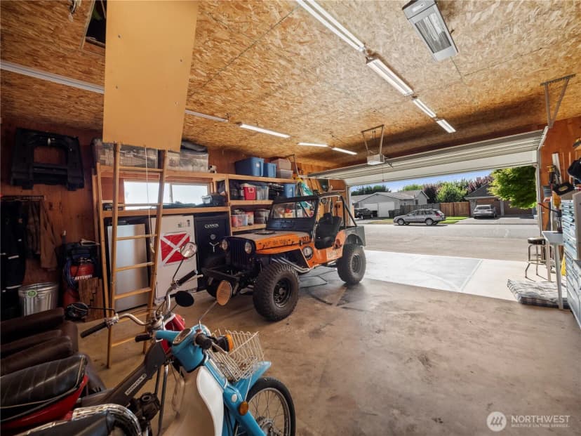 Property photo for 2950 Christianson Avenue, Enumclaw photo 36