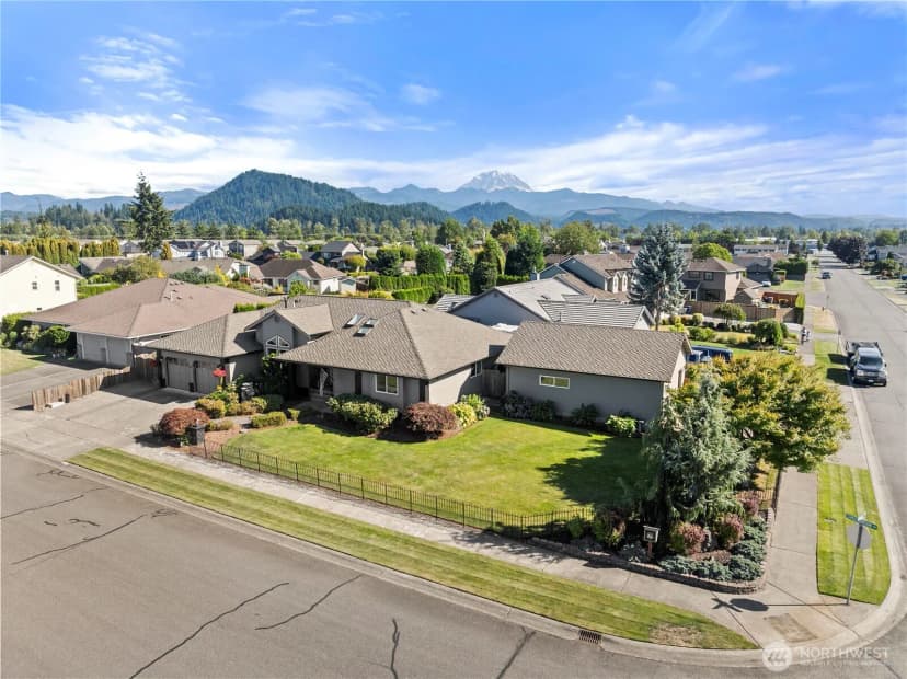 Property photo for 2950 Christianson Avenue, Enumclaw photo 39