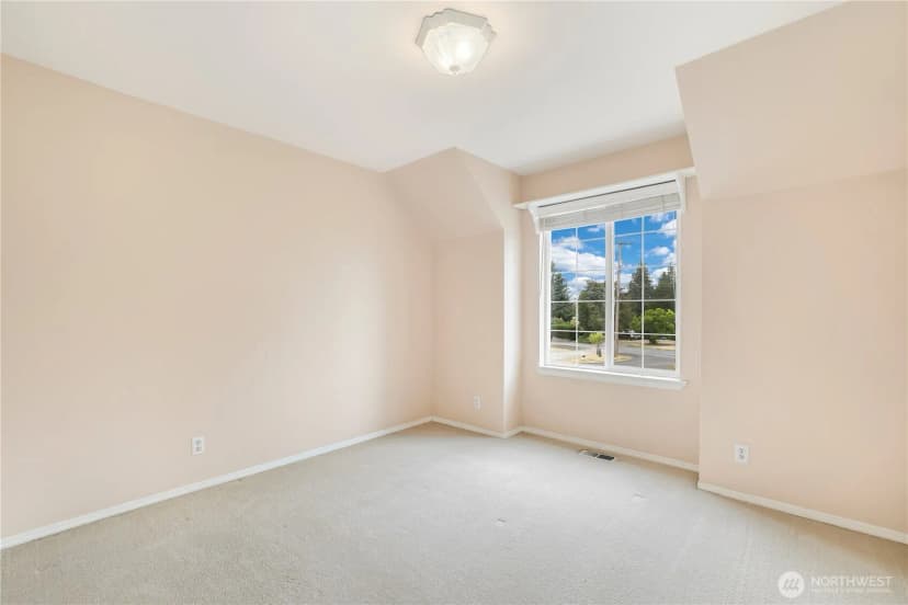 Property photo for 6914 86th Street E, Puyallup photo 31
