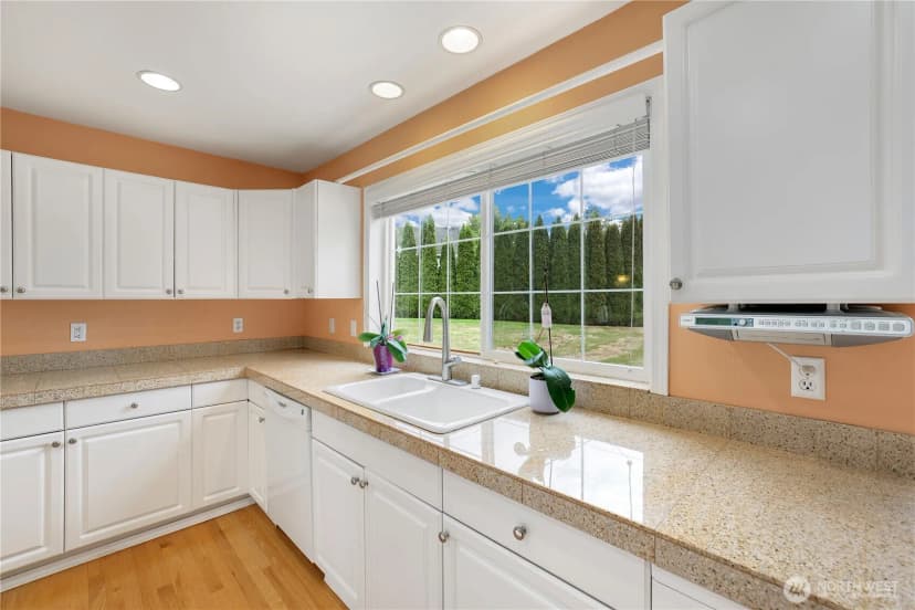 Property photo for 6914 86th Street E, Puyallup photo 11