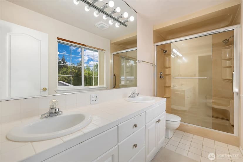Property photo for 6914 86th Street E, Puyallup photo 25