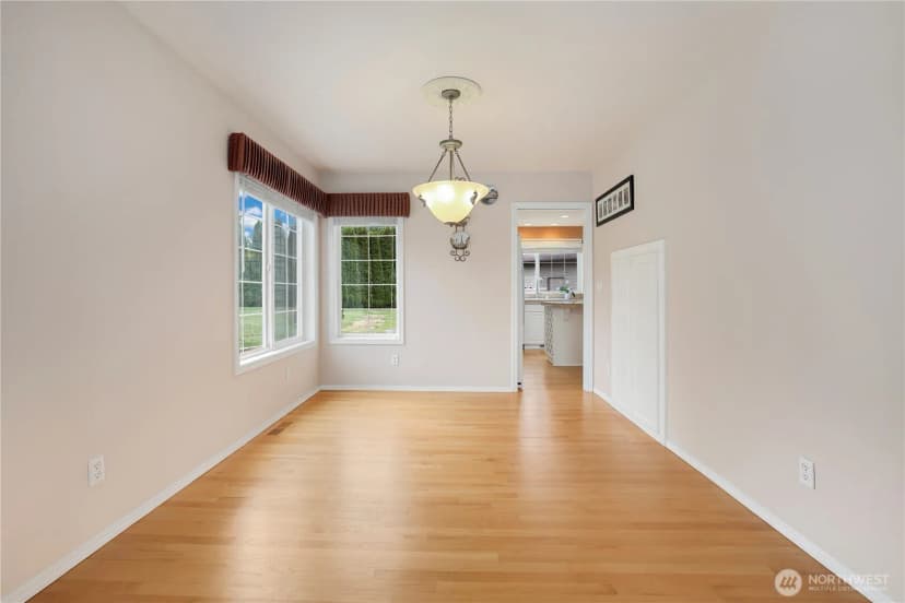 Property photo for 6914 86th Street E, Puyallup photo 14