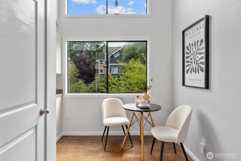 Property photo for 202 25th Avenue E #d, Seattle photo 6
